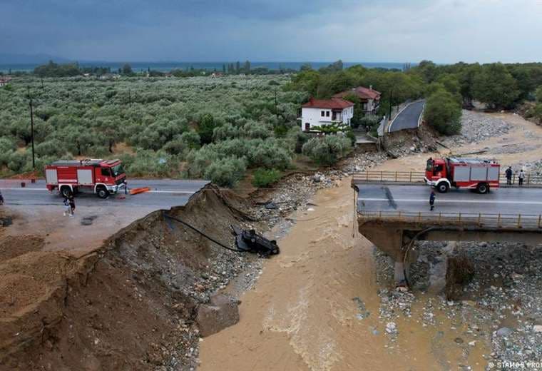 Fenómeno meteorológico deja al menos cuatro muertos en Grecia