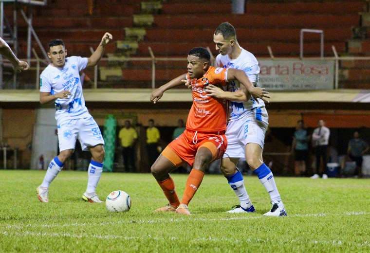 Foto prensa Puntarenas FC
