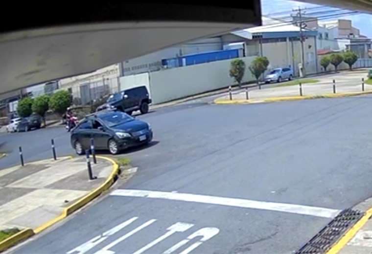 Cámara capta choque en el que estuvo Karina Ramos