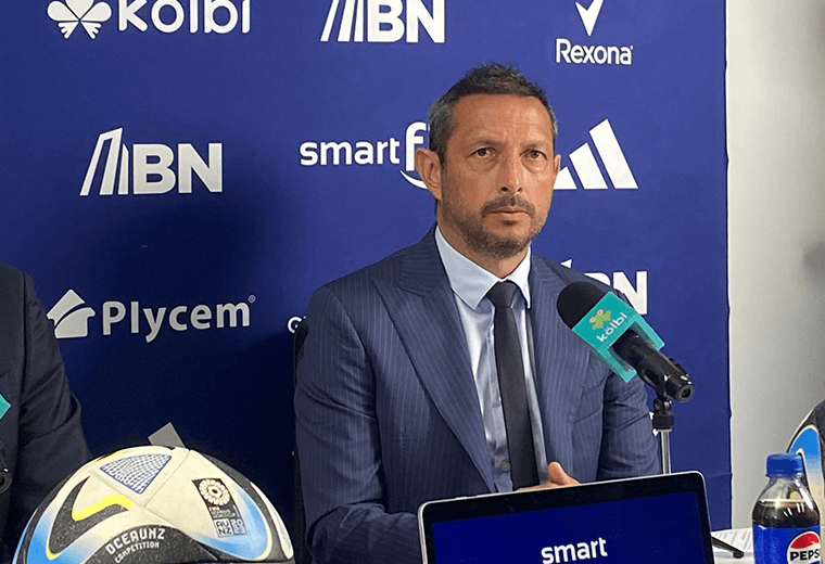 Pese a fracaso del Mundial, Ignacio Hierro continúa como director de selecciones nacionales