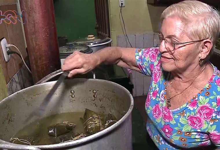 Doña Olga y don Bulmaro: 64 años de amor y tamales en Turrúcares de Alajuela