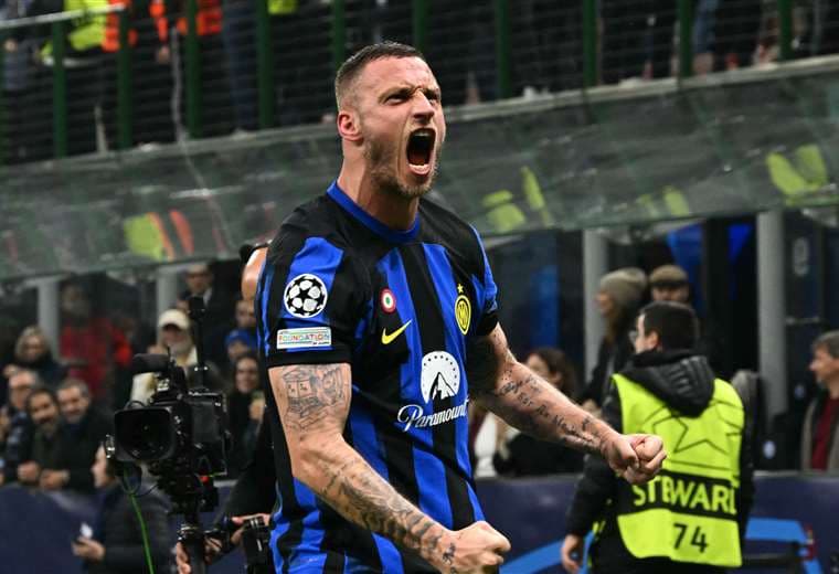Inter defiende el Giuseppe Meazza; mientras que PSV y Dortmund empatan