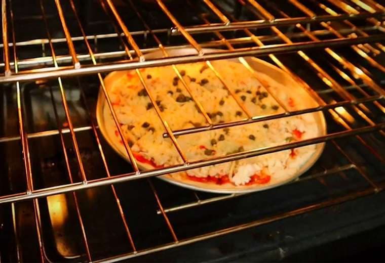 ¡Saque su chef interno con esta deliciosa pizza de pollo cremoso! 
