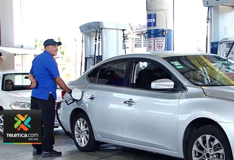 Conductores consideran "una burla" ajuste tarifario de combustibles