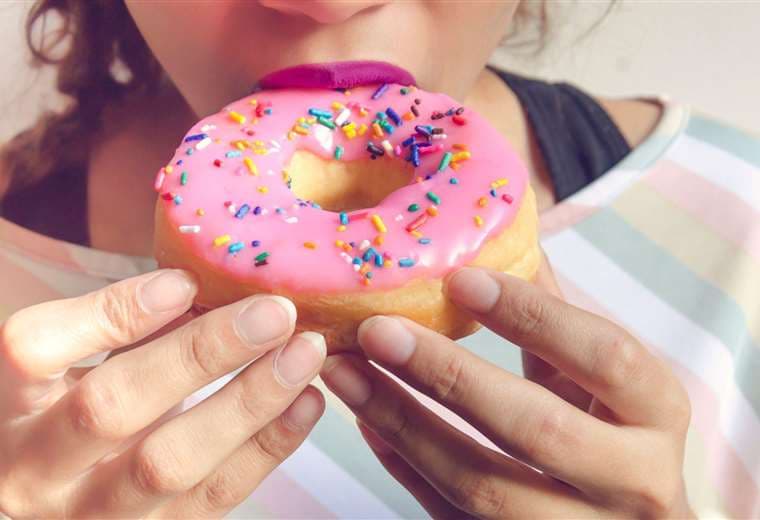 Cuatro razones por las que sentimos necesidad de comer azúcar o carbohidratos