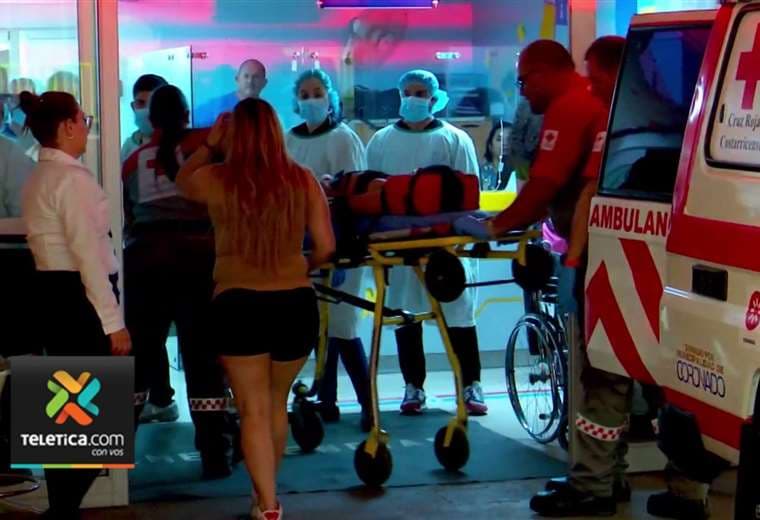 Mujer atropellada junto a dos niños en Coronado tiene cuatro días esperando cirugía