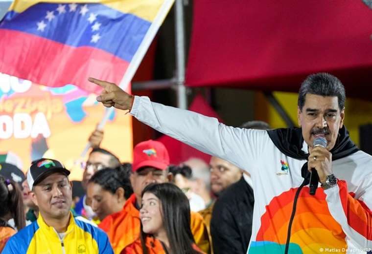 EE. UU. "no suavizará sanciones petroleras" a Venezuela si no hay elecciones libres