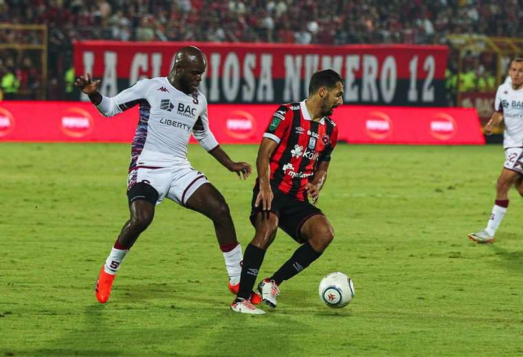 Foto prensa Alajuelense
