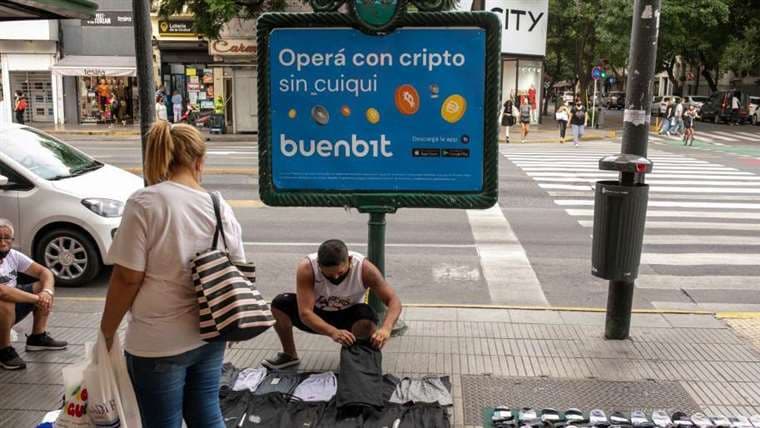 Crisis dispara el uso de criptomonedas en Argentina