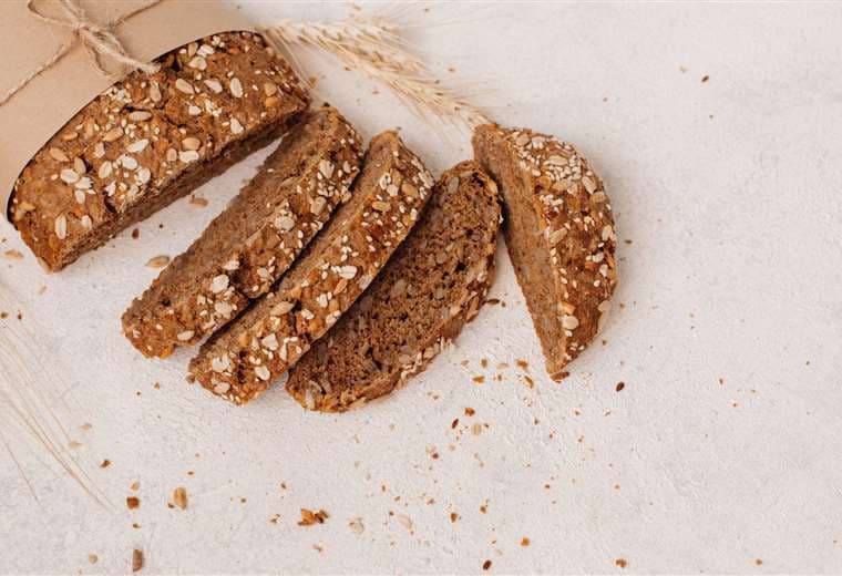 Científicos británicos intentan crear un pan blanco tan saludable como el pan integral