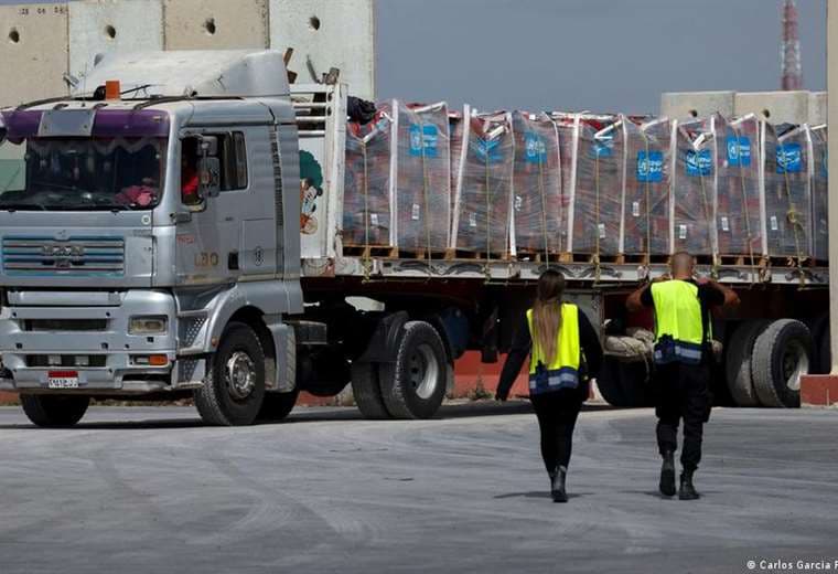 Israel reabre paso fronterizo con Gaza para permitir entrada de ayuda humanitaria