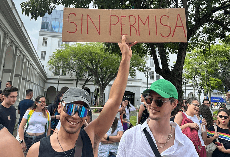Marcha de la Diversidad 2024, fotografias compartidas por la periodista Nayuribe Vargas