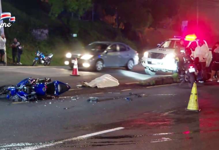 Motociclista muere tras ser impactado por carro que se dio a la fuga en La Uruca