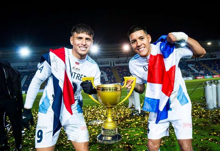 Orlando Galo y Anthony Contreras campeones/Facebook: Riga FC