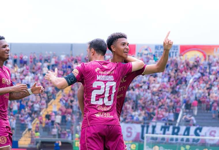 Saprissa ante Puntarenas FC/Crédito: @Jou_Moya