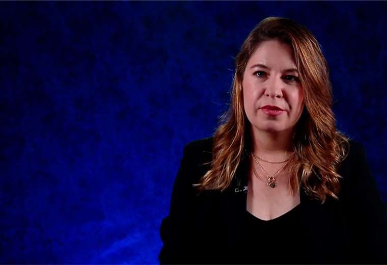 Cinco preguntas con la candidata Claudia Dobles