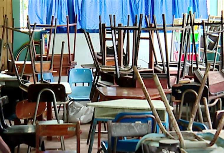 Cerca de 60 niños llevan tres meses sin clases tras cierre de escuela en San Carlos