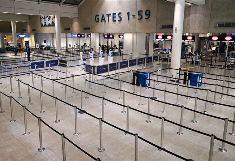 EE. UU. se prepara para el caos aéreo por el cierre del gobierno