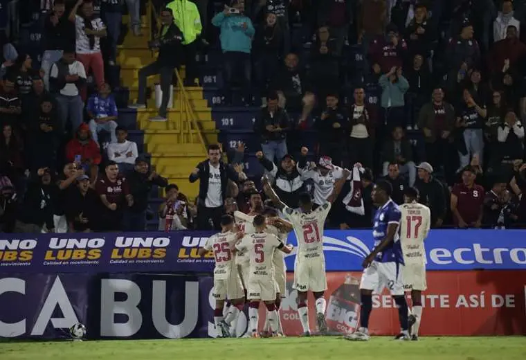 Cartaginés vs. Saprissa. Foto: Fernando Araya