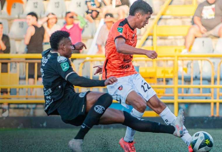 Sporting-Puntarenas. PFC