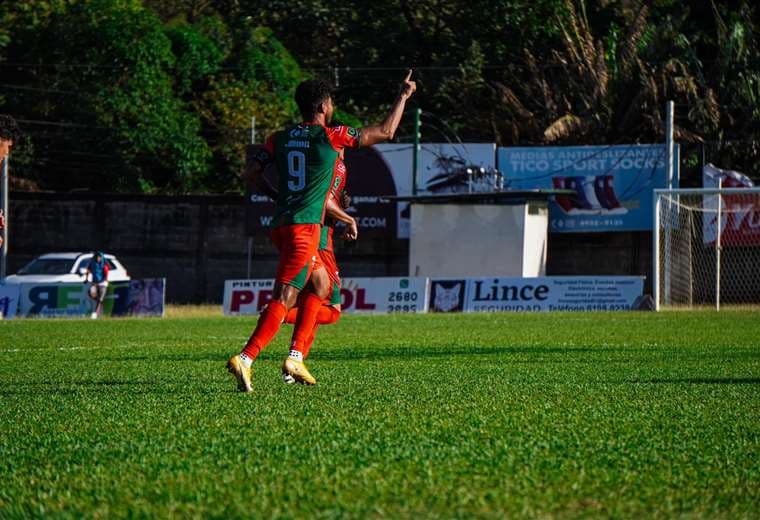 Johan Venegas. Andrey Esquivel & Leonardo Hernández