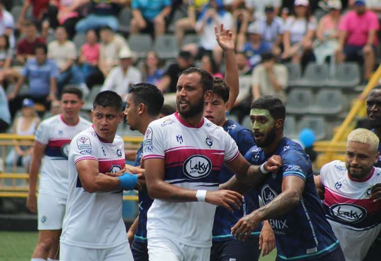 Facebook: Guadalupe FC