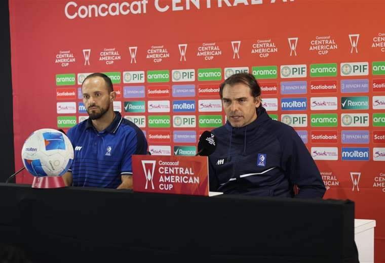 Andrés Carevic y Marco Ureña, Cartaginés. Prensa Cartaginés