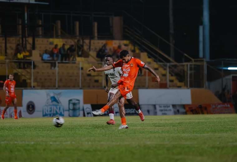 Puntarenas FC-Saprissa. Crédito: Puntarenas FC