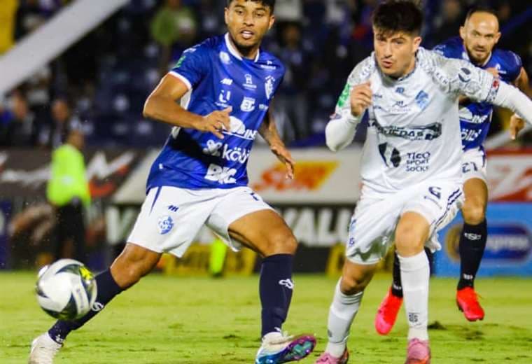 Cartaginés vs. Pérez Zeledón. Foto: @91_deportes_erickmgg