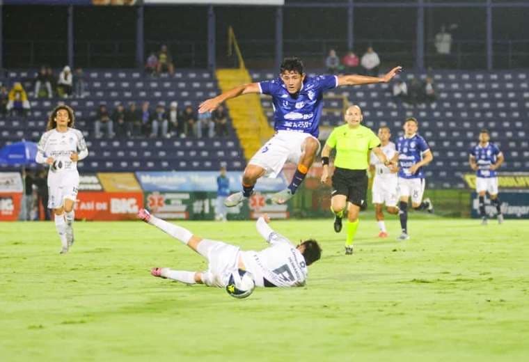 Cartaginés vs. Pérez Zeledón. Foto: @91_deportes_erickmgg