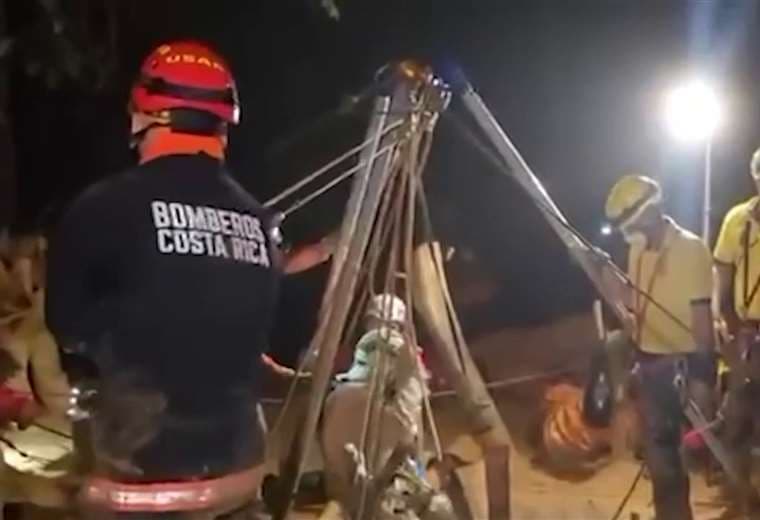 Rescatista narra cómo recuperaron cuerpos de hermanos fallecidos en mina de Crucitas