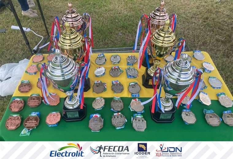 Medallas de los juegos. Foto: Fecoa.