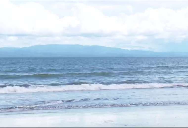 Si va a la playa este fin de semana, tome nota: mar picado y corrientes peligrosas
