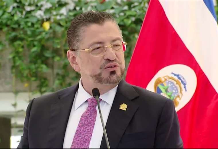 Chaves anuncia prometido veto a proyecto de ejecución de la pena