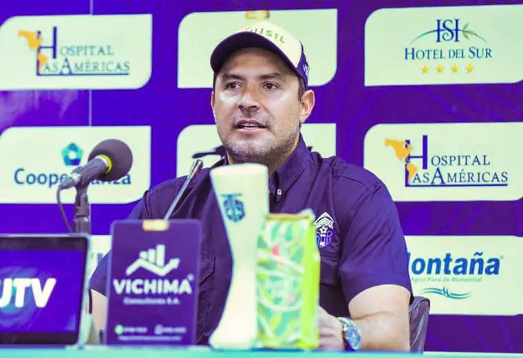 Luis Alberto Orozco, extécnico de Pérez Zeledón/Prensa PZ