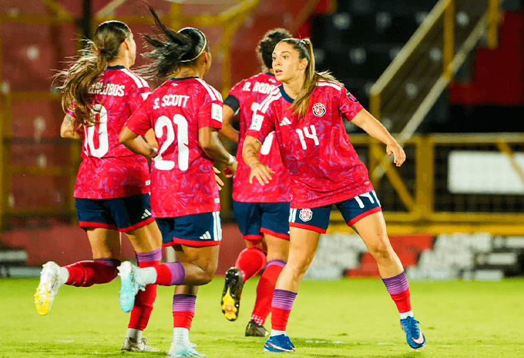 Sele Femenina ante Islas Caimán/Crédito: Juan Manuel Quirós