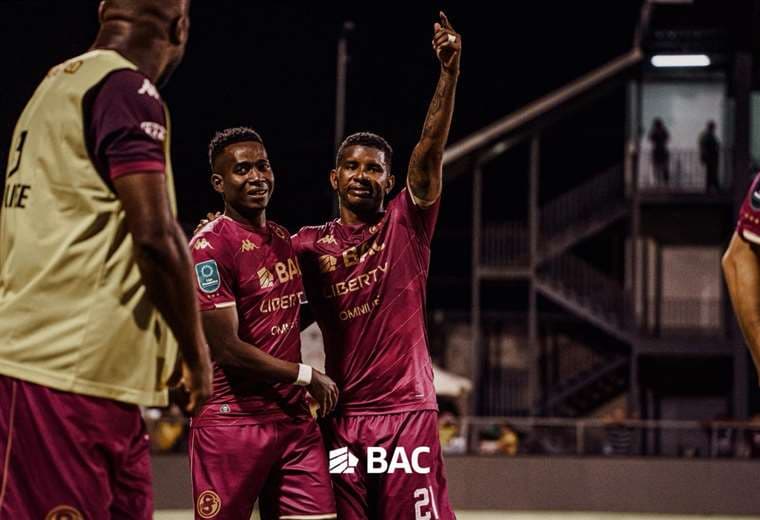 Fidel Escobar y Tomás Rodríguez. Foto: Saprissa