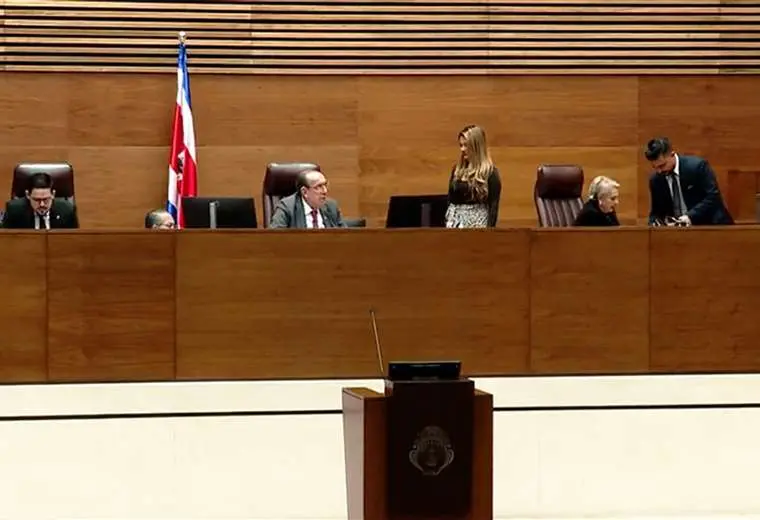 El camino que recorre una ley en Costa Rica antes de convertirse en realidad