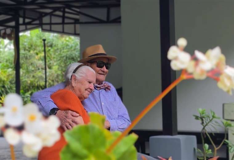 Se conocieron en 1948 y, 77 años después, siguen escribiendo su historia juntos