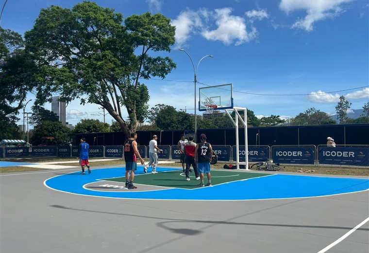Canchas de baloncesto en La Sabana/Crédito: Daniel Jiménez