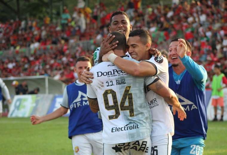 Foto prensa Herediano