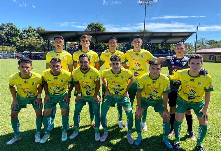 Facebook: Sarchí FC