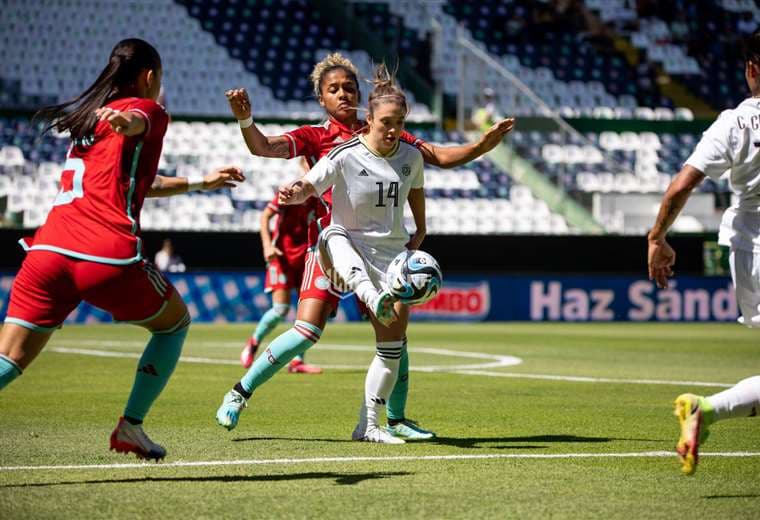 Sele Femenina de Costa Rica vs. Colombia