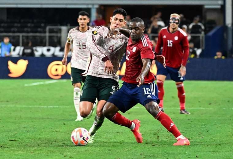 Joel Campbell responde los elogios del técnico de México