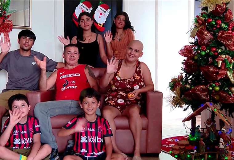 Un hogar para seguir luchando: familia de Buenos Aires recibe la casa que tanto soñaba