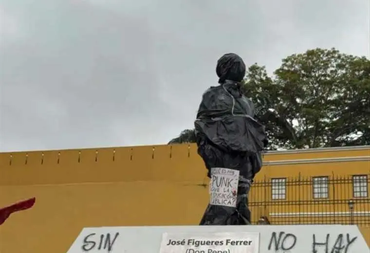 Así quedó el monumento a José Figueres Ferrer en Plaza de la Democracia