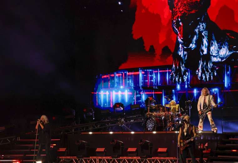 Concierto de Def Leppard/Fernando Araya