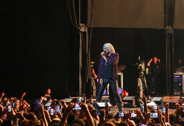 Concierto de Def Leppard/Fernando Araya
