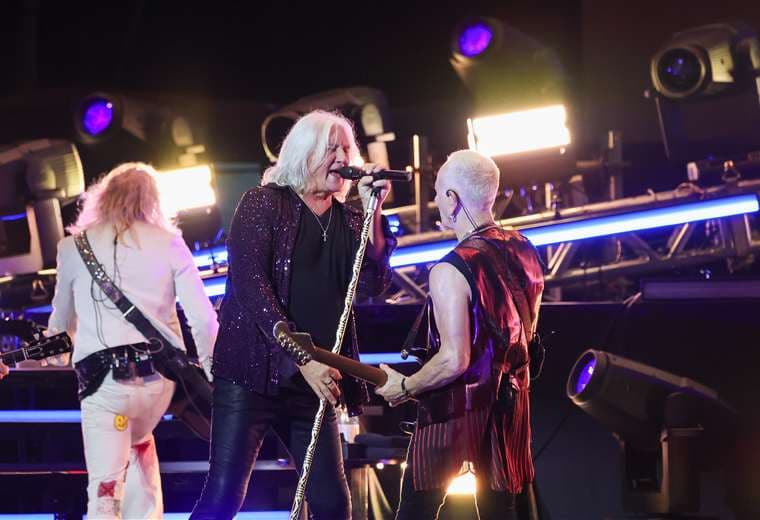 Concierto de Def Leppard/Fernando Araya