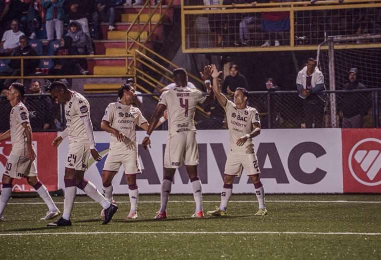 San Carlos ante Saprissa/Prensa Saprissa